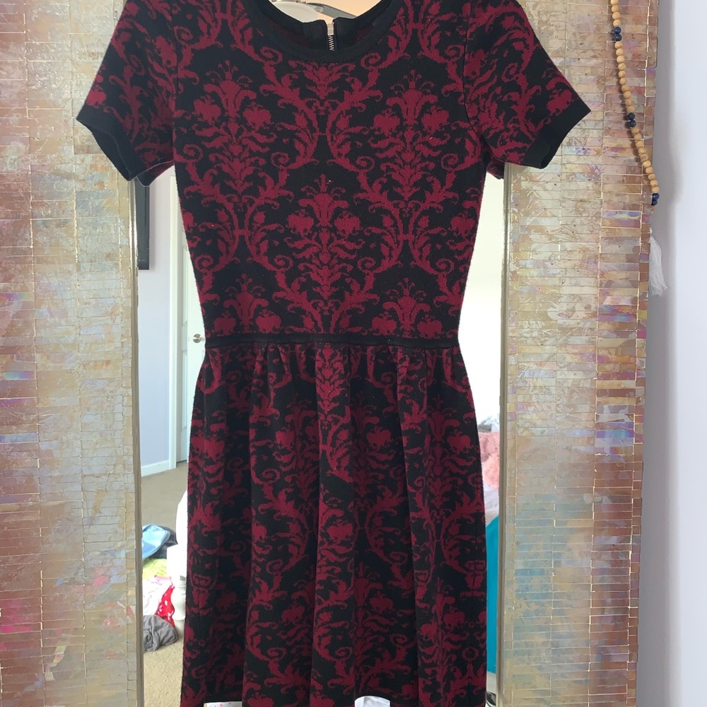 Super cute fall dress!